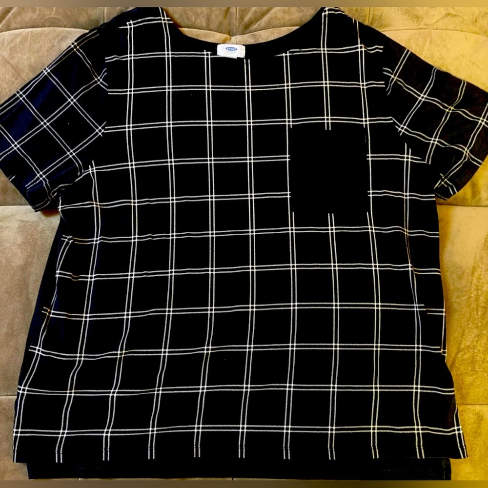 OLD NAVY Top, Black & White plaid